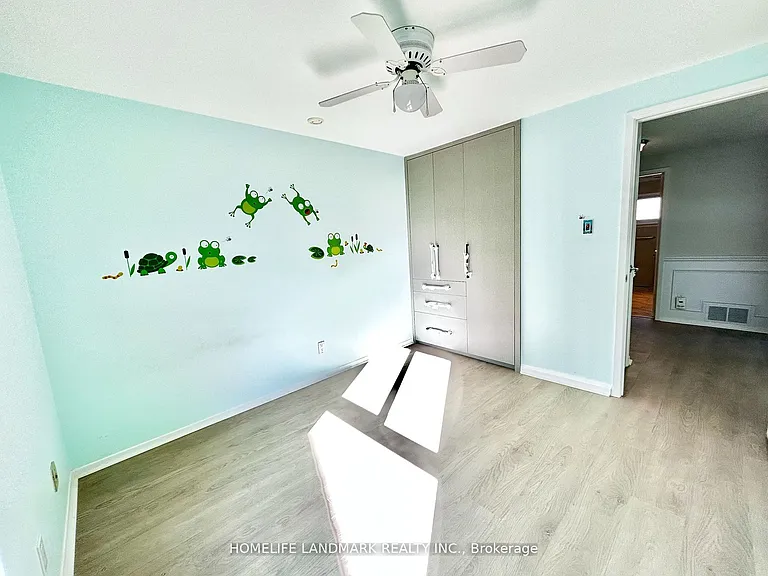 18 Summerfeldt Cres — Photo 14