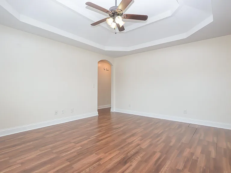 508 Tug Ct — Photo 5