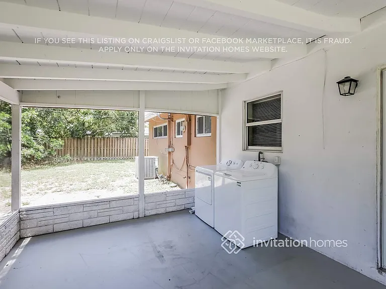 1848 SW 37th Ave — Photo 7
