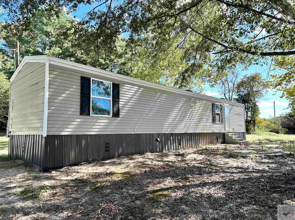 521 County Road 4152, Simms, TX 75574