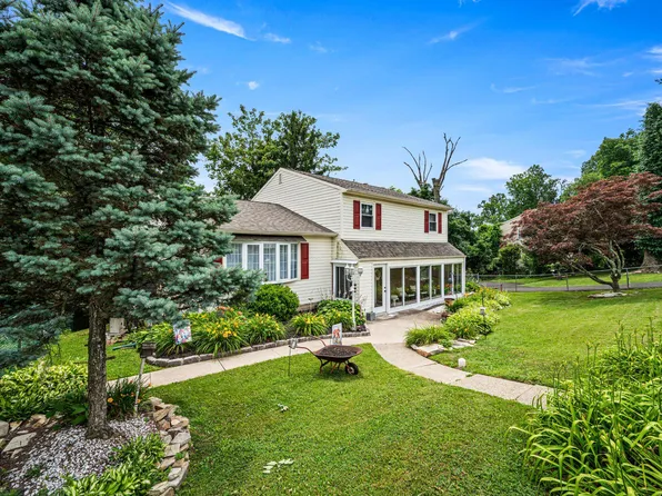 3819 Mulberry Ave, Oakford, PA 19053