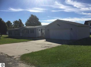 3425 Pine St, Arcadia, MI 49613