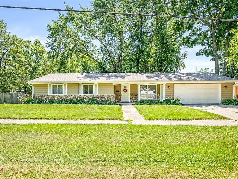 3735 Highcrest Rd — Photo 27