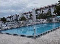 4th image of 9120 Fontainebleau Blvd APT 105