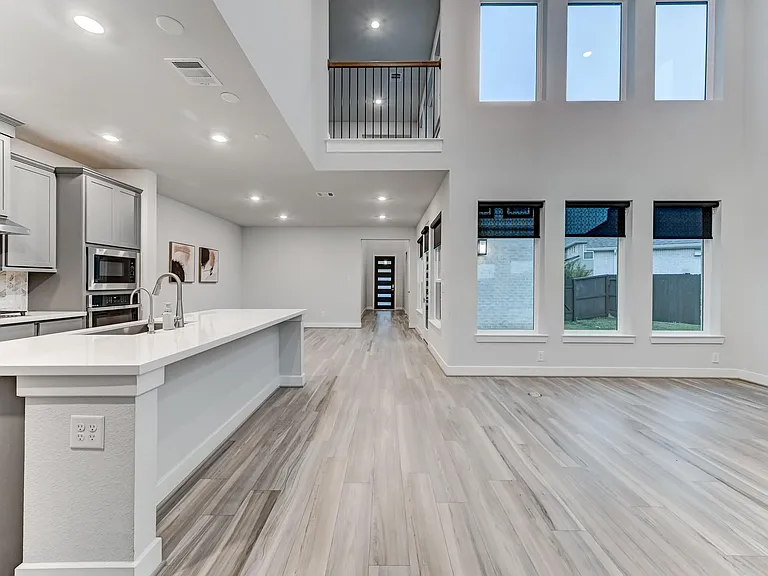 9522 Rialto Creek Dr — Photo 7