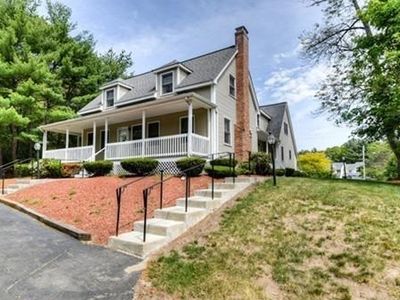 5 Lilac Ct, Walpole, MA, 02081