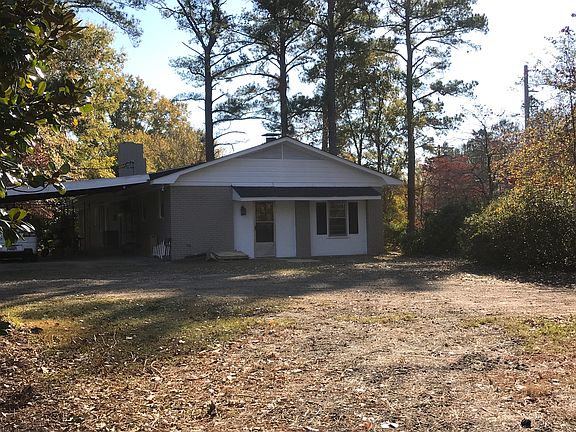 carport side of house