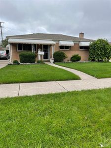 30035 Roan Dr, Warren, MI, 48093