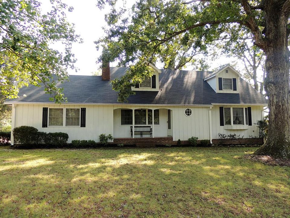 2nd image of 3055 Cedar Hill Rd