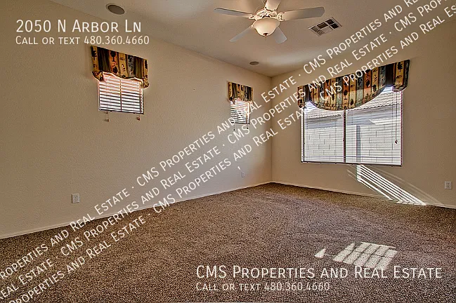 2050 N Arbor Ln — Photo 17