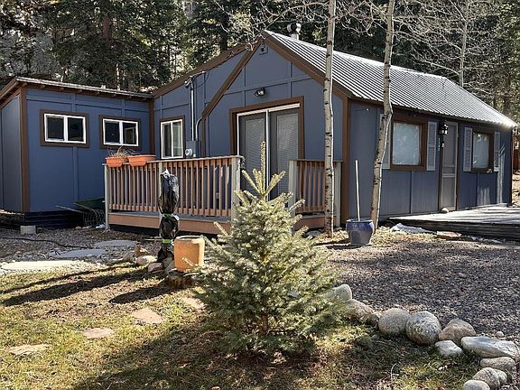 2nd image of 3143 Riverside Dr