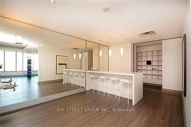 510 Curran Pl #1503 — Photo 13