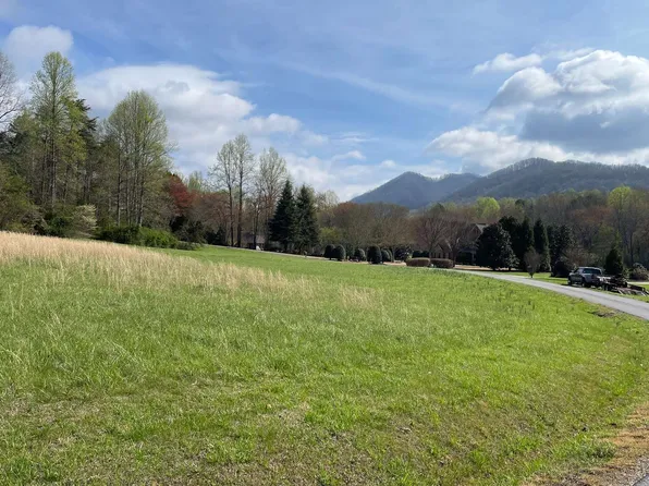 L50a Mountain Harbour Dr, Hayesville, NC 28904