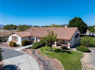 880 W Lupin St, Pahrump, NV 89048