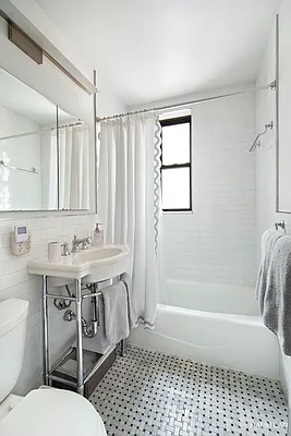 Rented by Halstead Real Estate | media 10