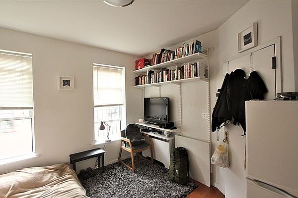 1st image of 54 Elizabeth St #26
