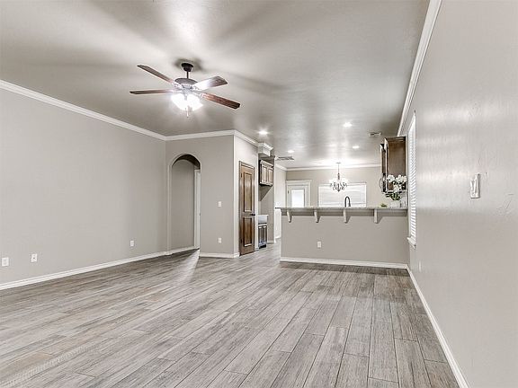 3rd image of 8344 NW 137th St