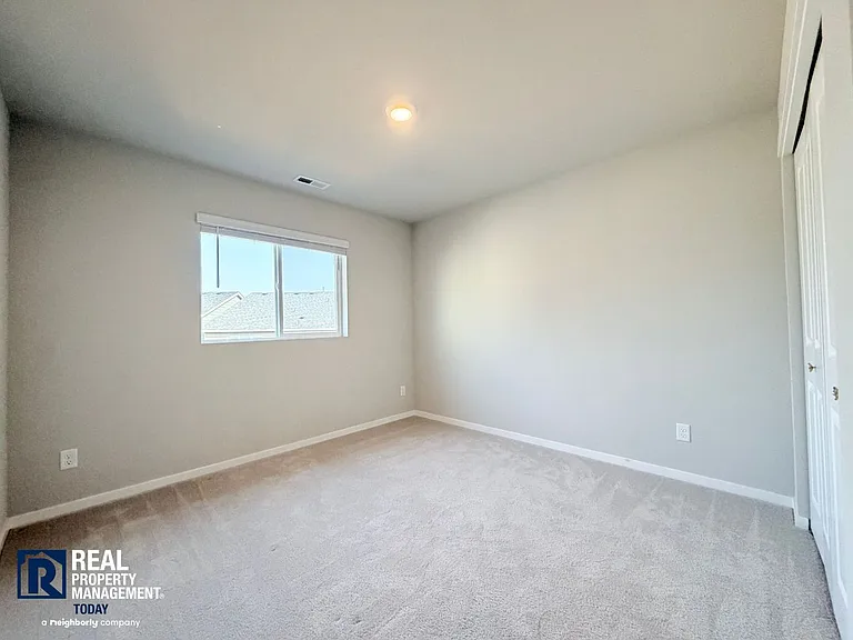 18746 107th Avenue Ct E — Photo 21