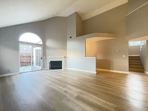 4th image of 10690 Rancho Carmel Dr