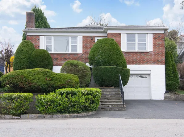 34 Deshon Avenue, Bronxville, NY 10708