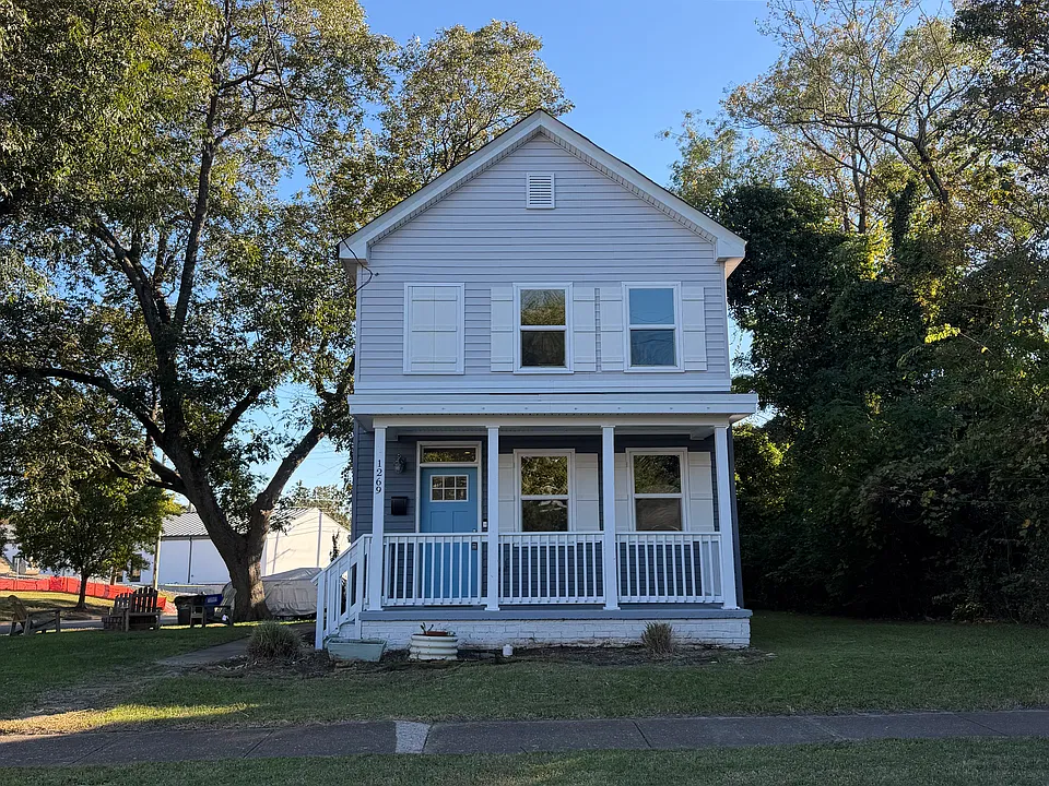 1269 W 26th St