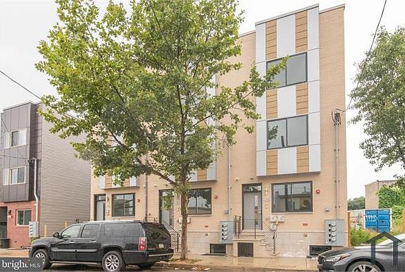 1st image of 1926 N 6th St Unit 3