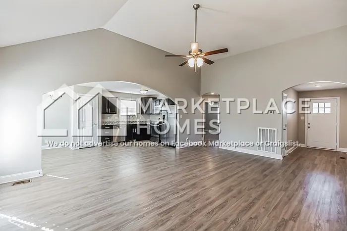 534 Somerset Ln — Photo 7