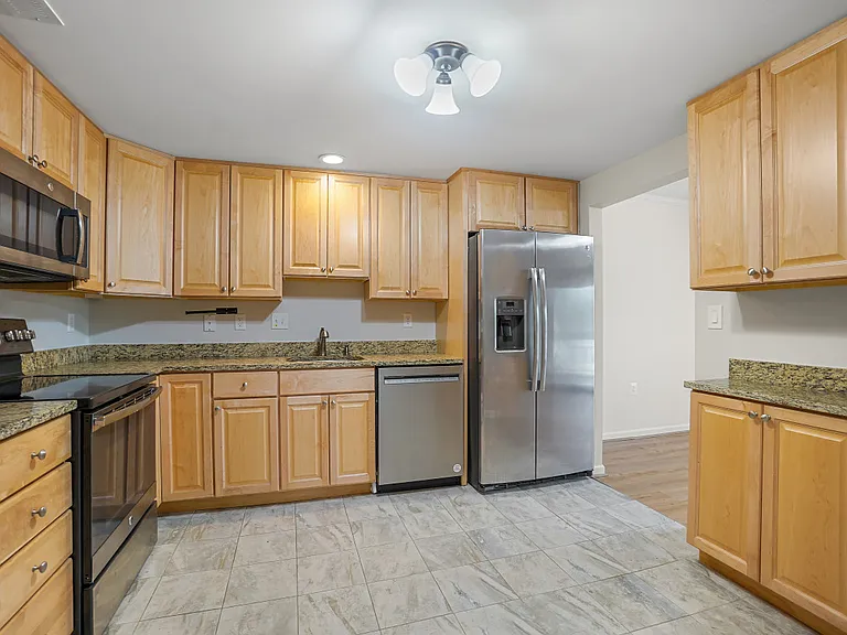 15101 Glade Dr #3G — Photo 9