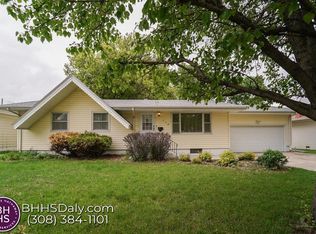 114 W 23rd St, Grand Island, NE 68801
