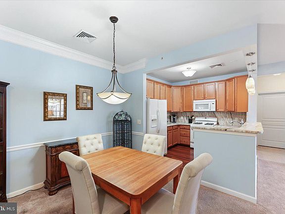 3rd image of 633 Creekside Dr #71
