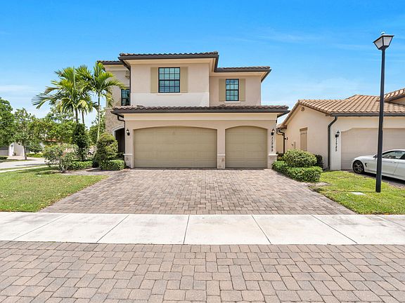 4th image of 11795 Waterway Circle