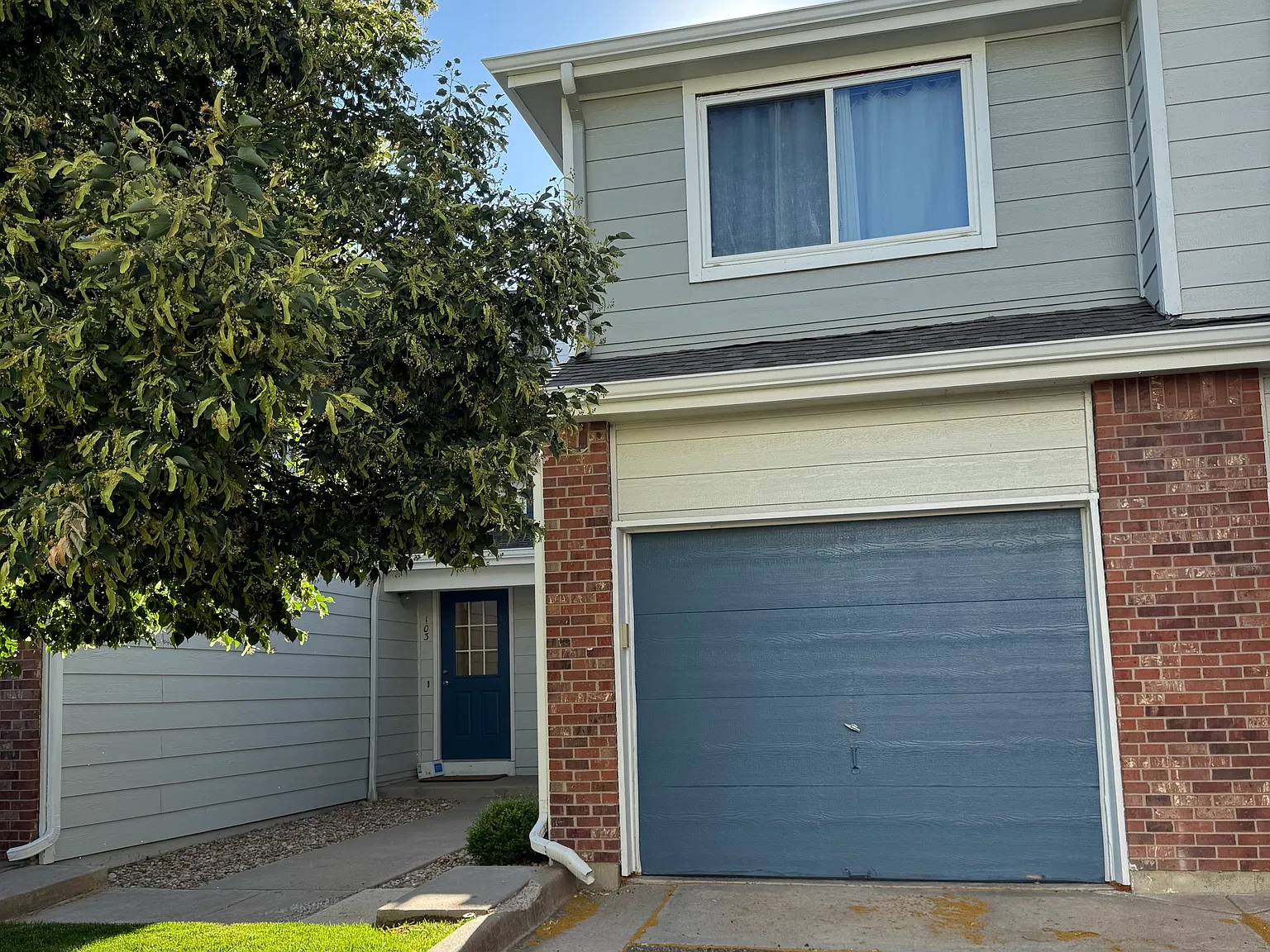 19194 E Wyoming Dr — Photo 2