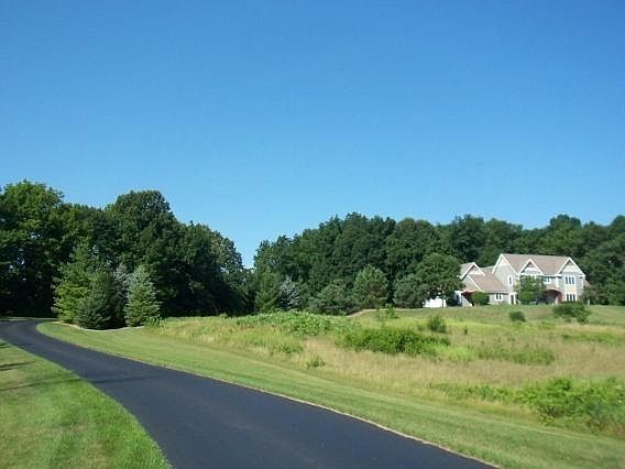 1st image of 7129 Glacier Dr