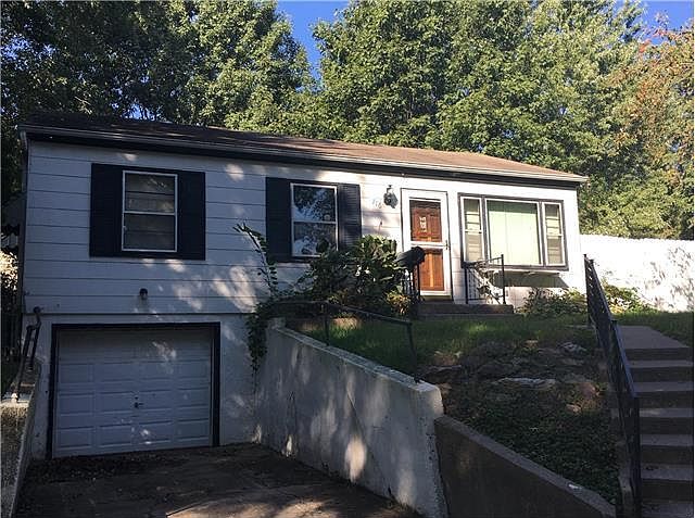 1st image of 716 N Sunset Dr