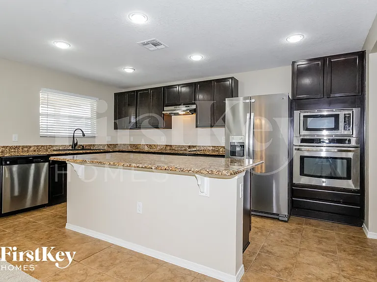 4184 Festival Pointe Blvd — Photo 10