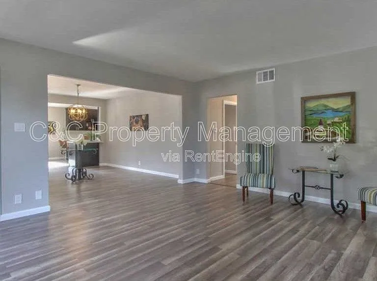 1420 Munras Ave #A — Photo 6