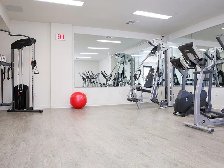 Aura NoHo Luxury Apartments — Photo 11