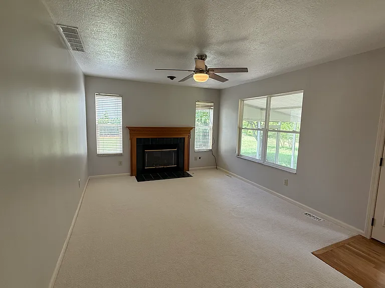 5990 Rings Rd — Photo 12