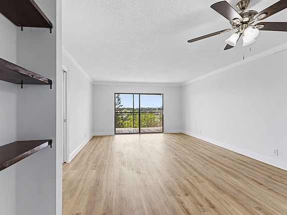 5th image of 2202 S Cypress Bend Drive #503