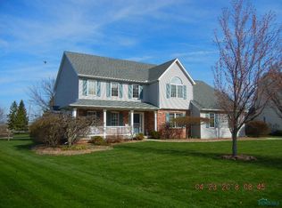 8140 Donnington Dr, Waterville, OH 43566