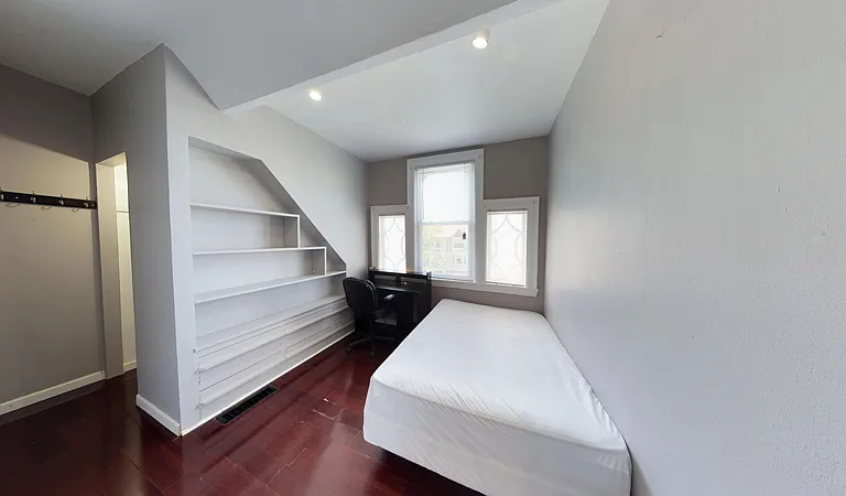 113 Comstock Ave — Photo 48