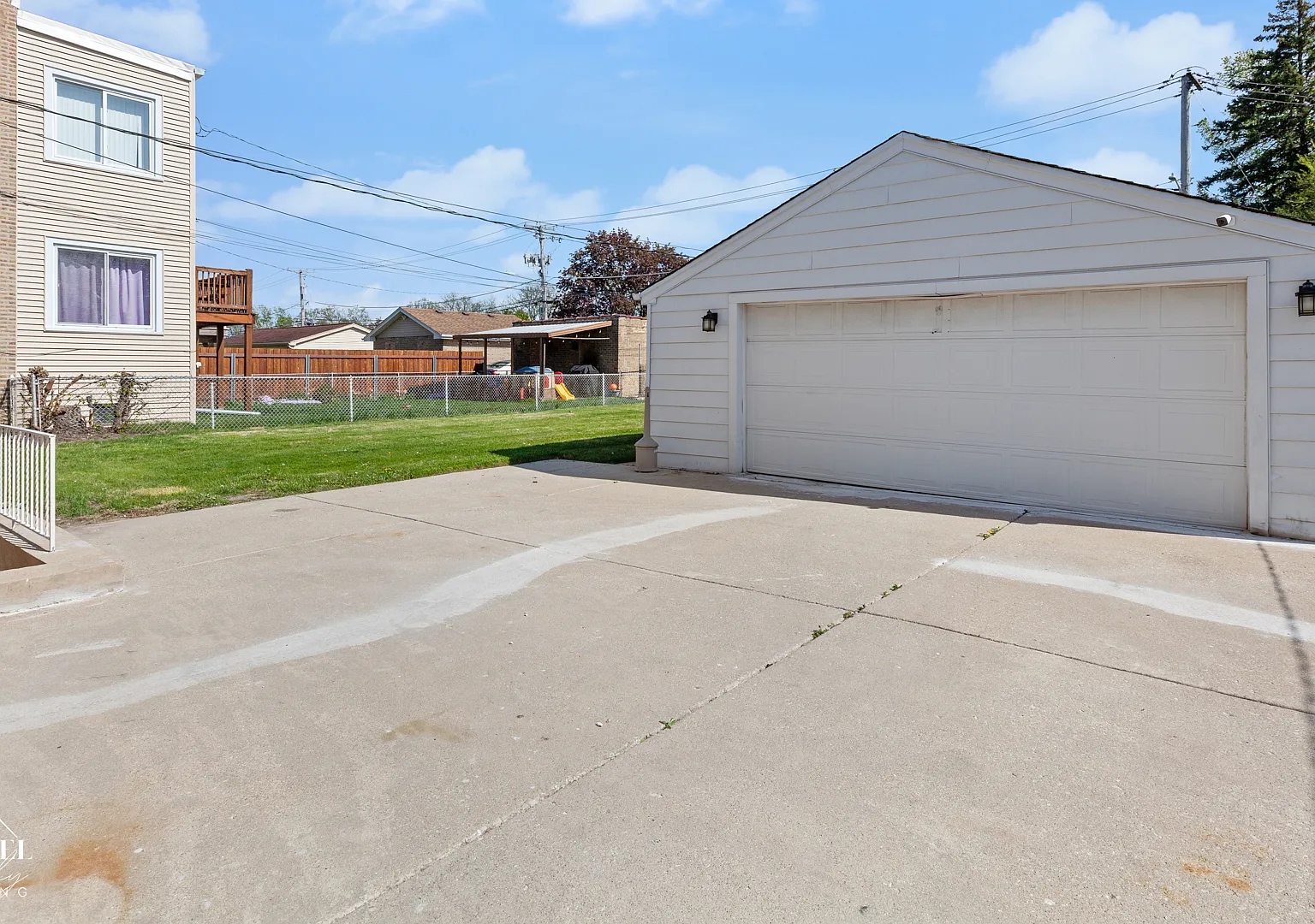 3 bed, 2.5 bath, 1100 sqft, $3,500 — Photo 3