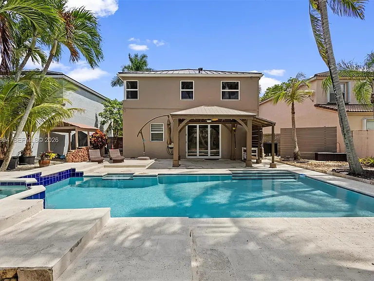 15835 NW 7th St — Photo 30