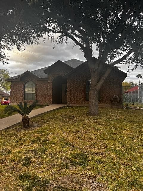 2nd image of 3501 Viento St