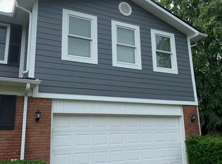 1896 Pelican Ct #B, Troy, MI 48084