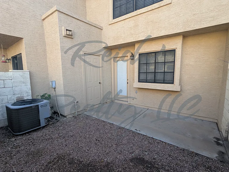 921 W University Dr #1107 — Photo 37