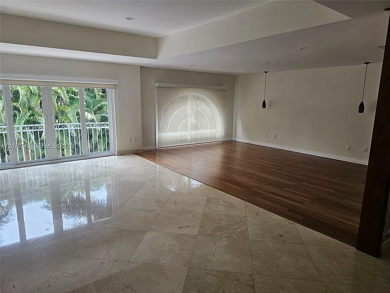 4501 NW 93rd Doral Ct — Photo 18