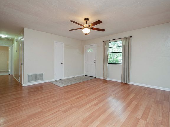 4th image of 2914 NW 42nd Pl