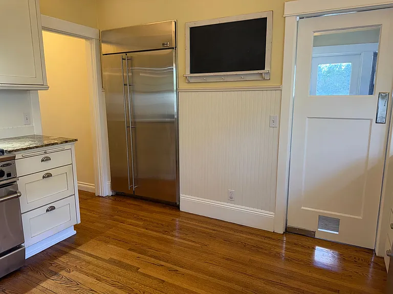 1312 S Orange Grove Ave — Photo 22