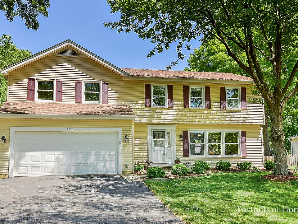 1st image of 2208 Woodland Cir